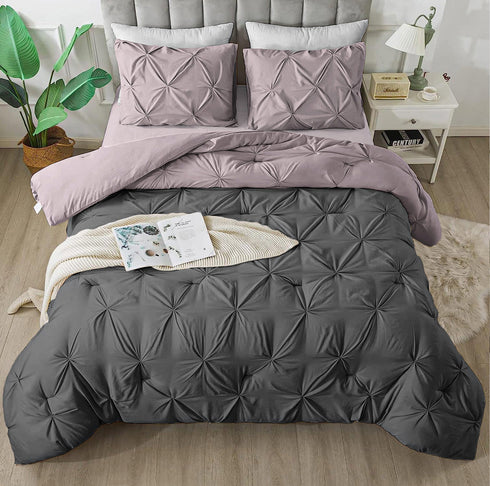 The White Moss Rosalie Reversible Pinch Pleat Winter comforter with  pillow covers